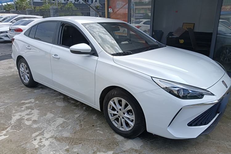 Used Roewe i5 2023 1.5L Manual Comfort Edition Front Right 45 Deg