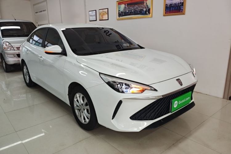Used Roewe i5 2023 1.5L Manual Comfort Edition Front Right 45 Deg