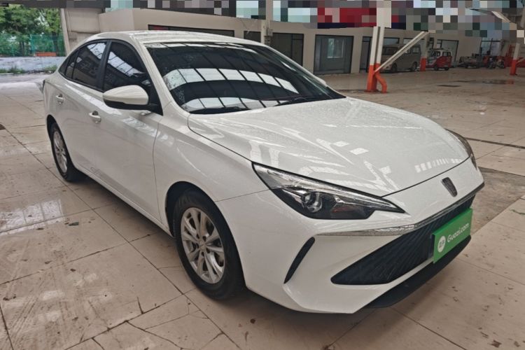Used Roewe i5 2023 1.5L Manual Comfort Edition Front Right 45 Deg