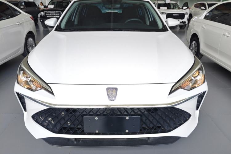 Used Roewe i5 2023 1.5L Manual Comfort Edition Front