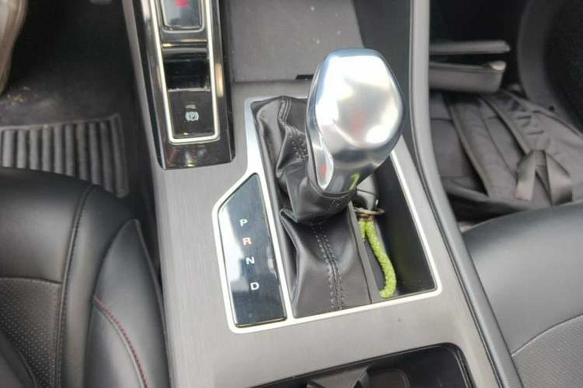 Used Roewe i5 2023 1.5L CVT Luxury Edition Gear Lever