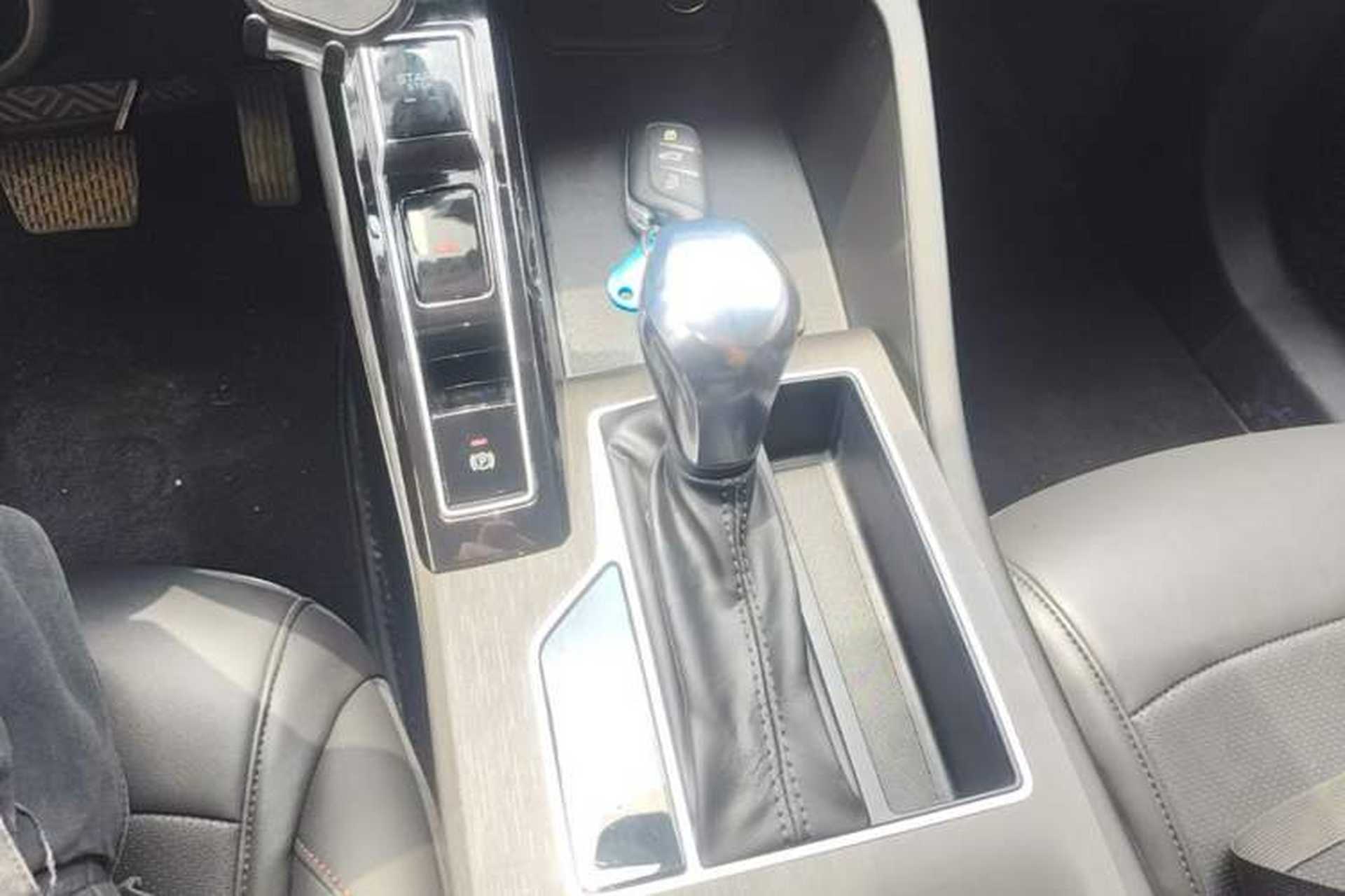 Used Roewe i5 2023 1.5L CVT Luxury Edition Gear Lever