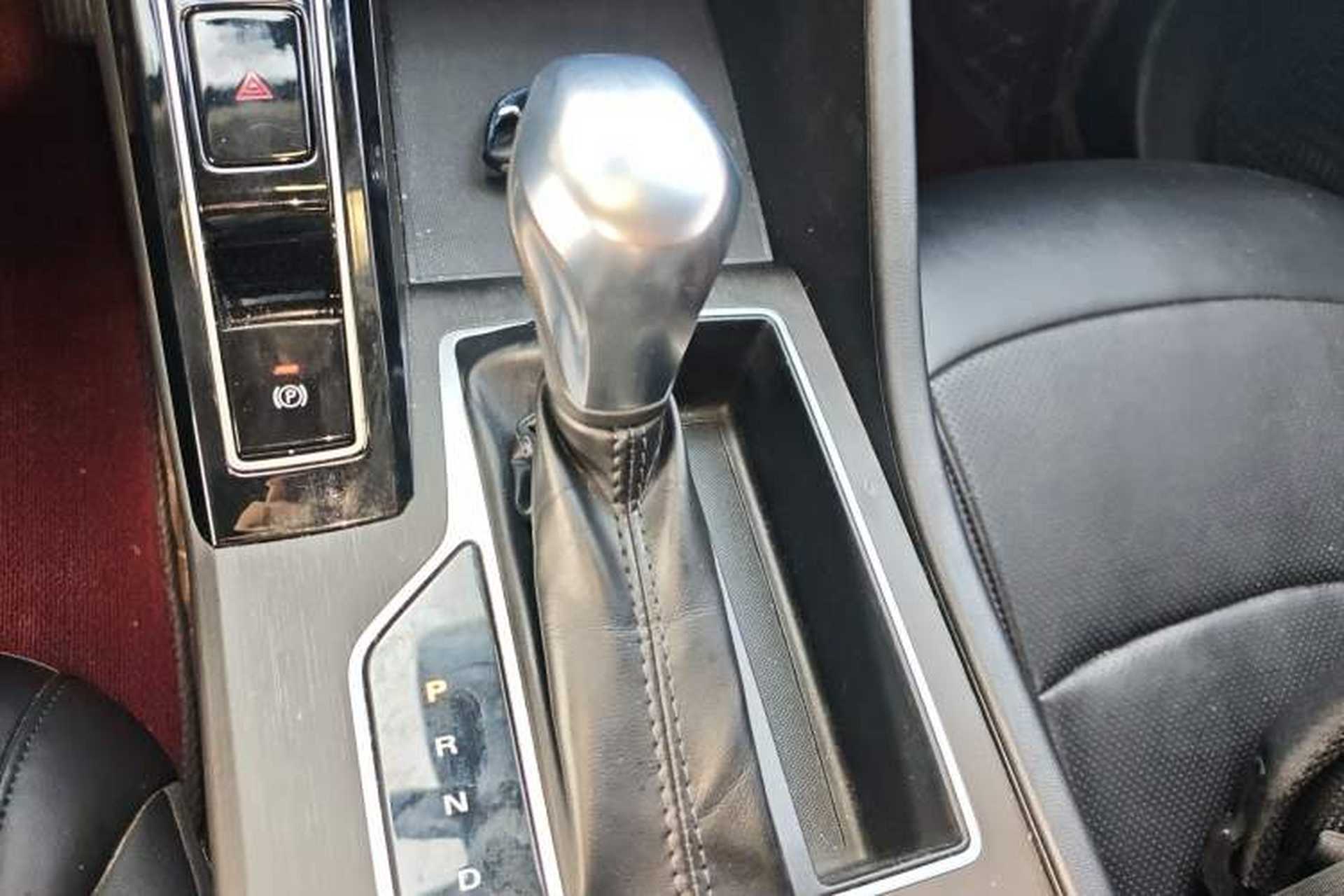 Used Roewe i5 2023 1.5L CVT Flagship Edition Gear Lever