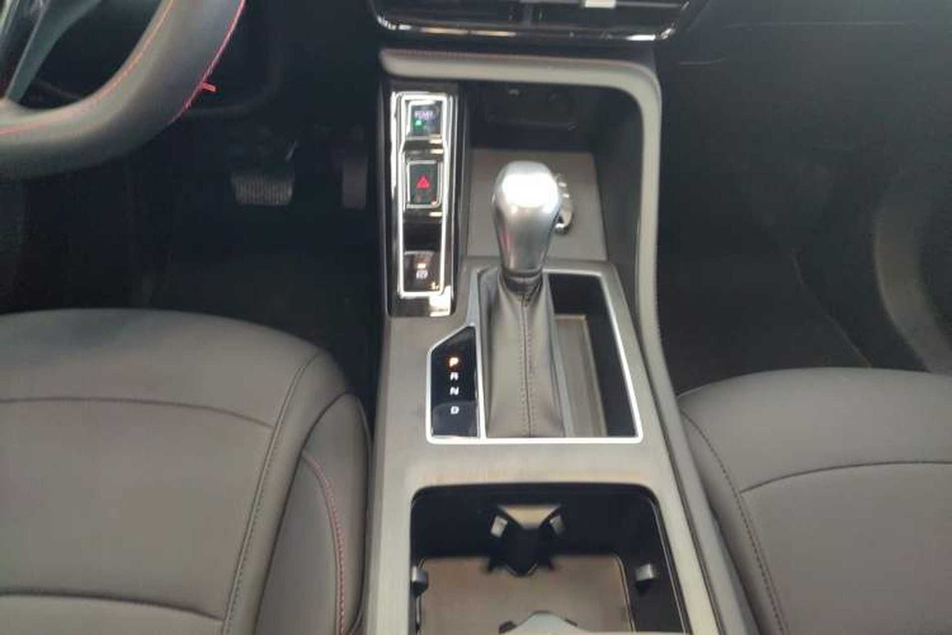 Used Roewe i5 2023 1.5L CVT Luxury Edition Gear Lever