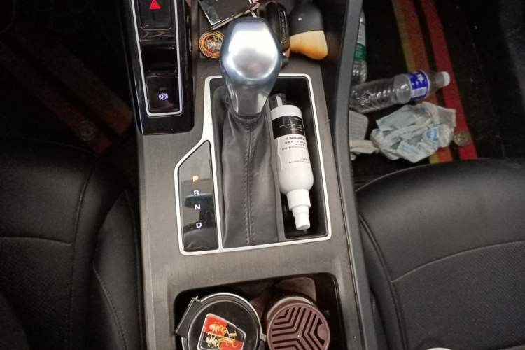 Used Roewe i5 2023 1.5L CVT Luxury Edition Gear Lever