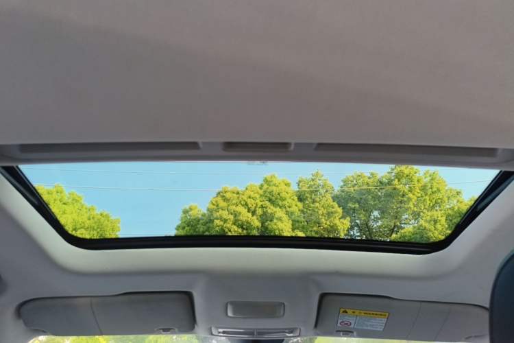 Used Roewe i5 2023 1.5L CVT Luxury Edition Headliner