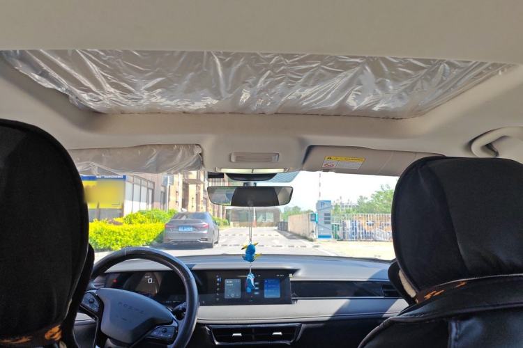 Used Roewe i5 2023 1.5L CVT Luxury Edition Headliner