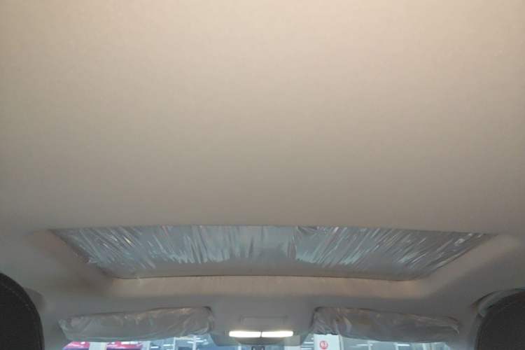Used Roewe i5 2023 1.5L CVT Luxury Edition Headliner