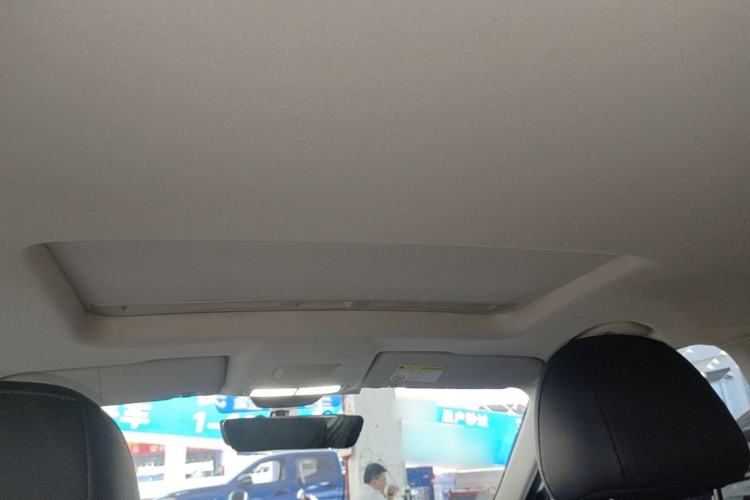 Used Roewe i5 2023 1.5L CVT Luxury Edition Headliner