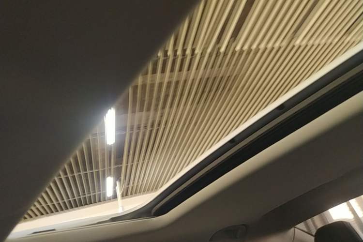 Used Roewe i5 2023 1.5L CVT Luxury Edition Headliner