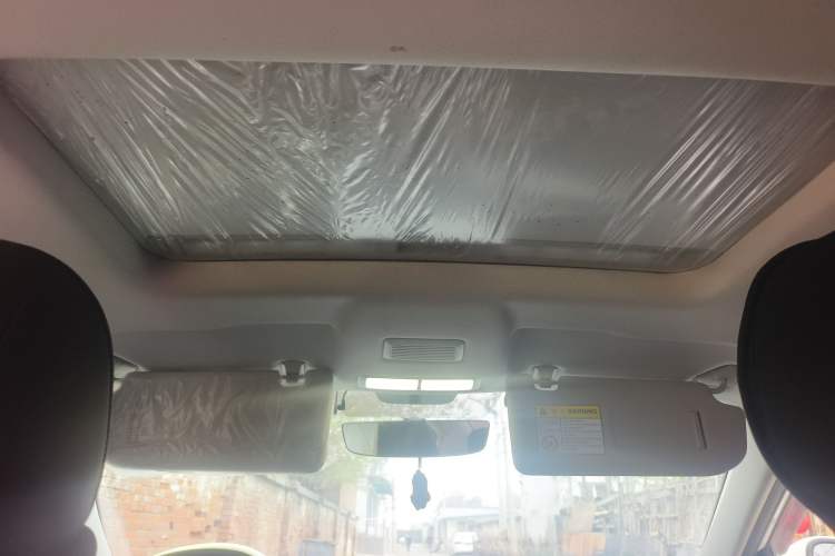 Used Roewe i5 2023 1.5L CVT Luxury Edition Headliner