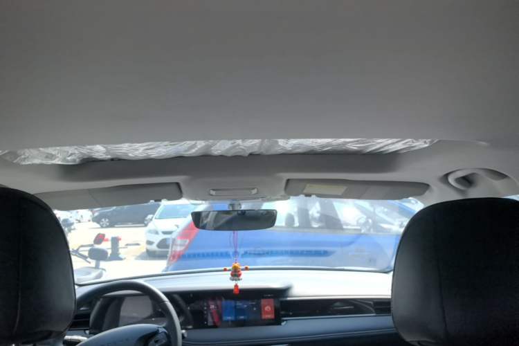 Used Roewe i5 2023 1.5L CVT Luxury Edition Headliner