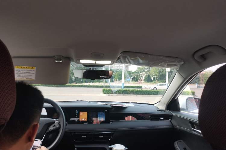 Used Roewe i5 2023 1.5L Manual Comfort Edition Headliner