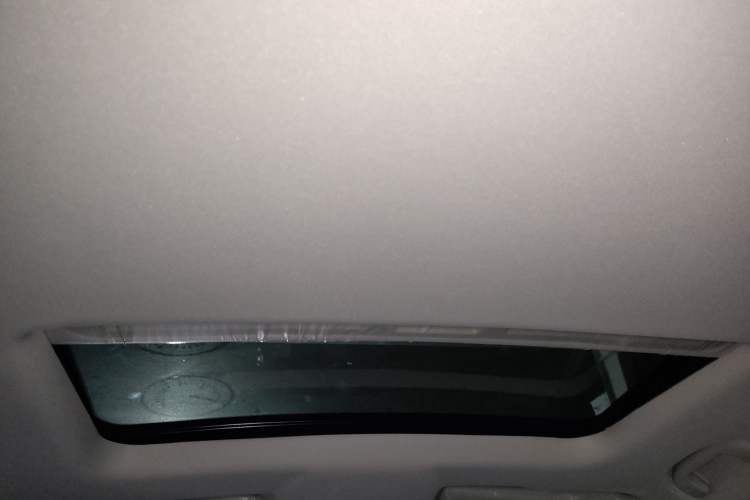 Used Roewe i5 2023 1.5L CVT Luxury Edition Headliner