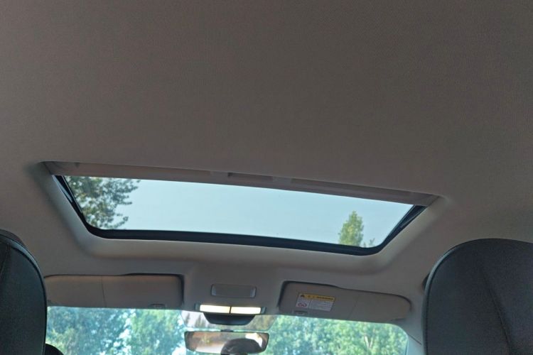 Used Roewe i5  Headliner