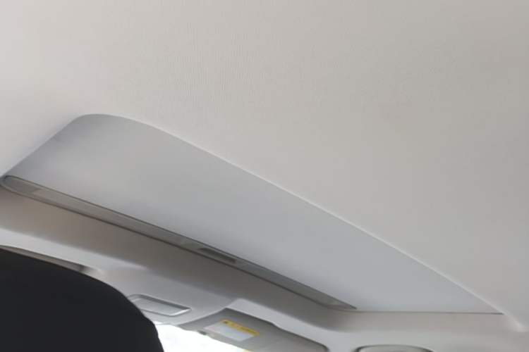 Used Roewe i5 2023 1.5L CVT Luxury Edition Headliner