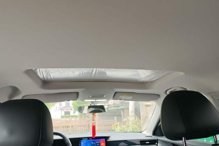 Used Roewe i5 2023 1.5L CVT Luxury Edition Headliner