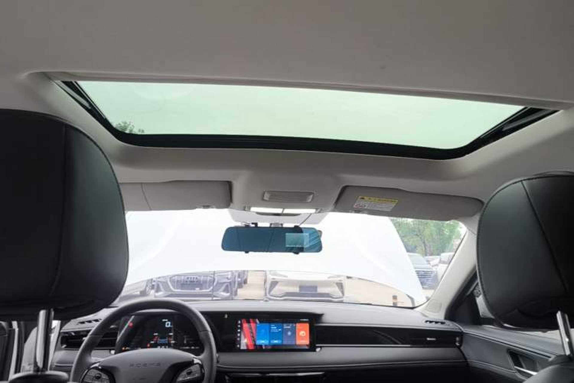 Used Roewe i5 2023 1.5L CVT Luxury Edition Headliner