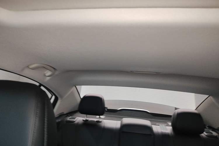 Used Roewe i5 2023 1.5L CVT Luxury Edition Headliner