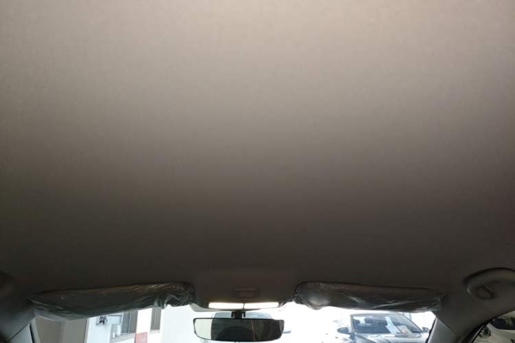 Used Roewe i5 2023 1.5L Manual Comfort Edition Headliner