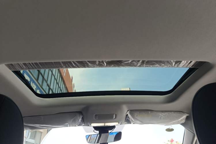 Used Roewe i5 2023 1.5L CVT Luxury Edition Headliner
