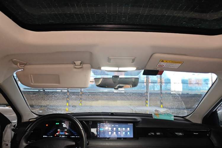 Used Roewe i5 2023 1.5L CVT Luxury Edition Headliner
