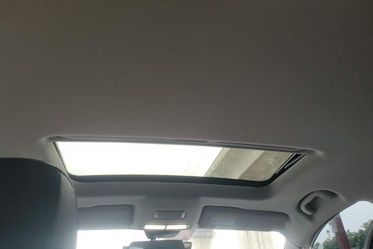 Used Roewe i5 2023 1.5L CVT Luxury Edition Headliner