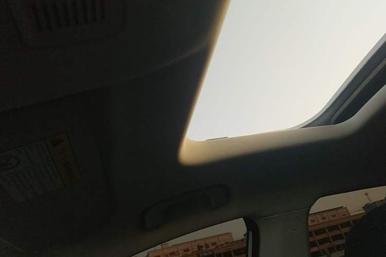 Used Roewe i5 2023 1.5L CVT Luxury Edition Headliner