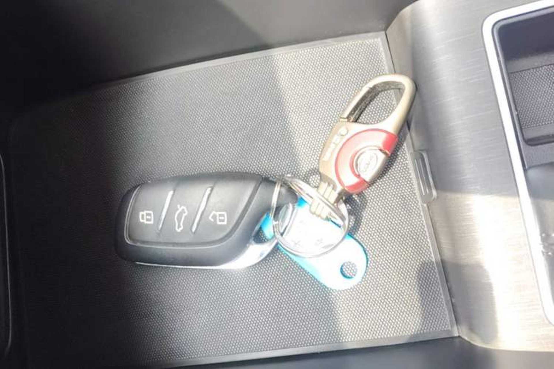 Used Roewe i5 2023 1.5L CVT Luxury Edition Interior 1
