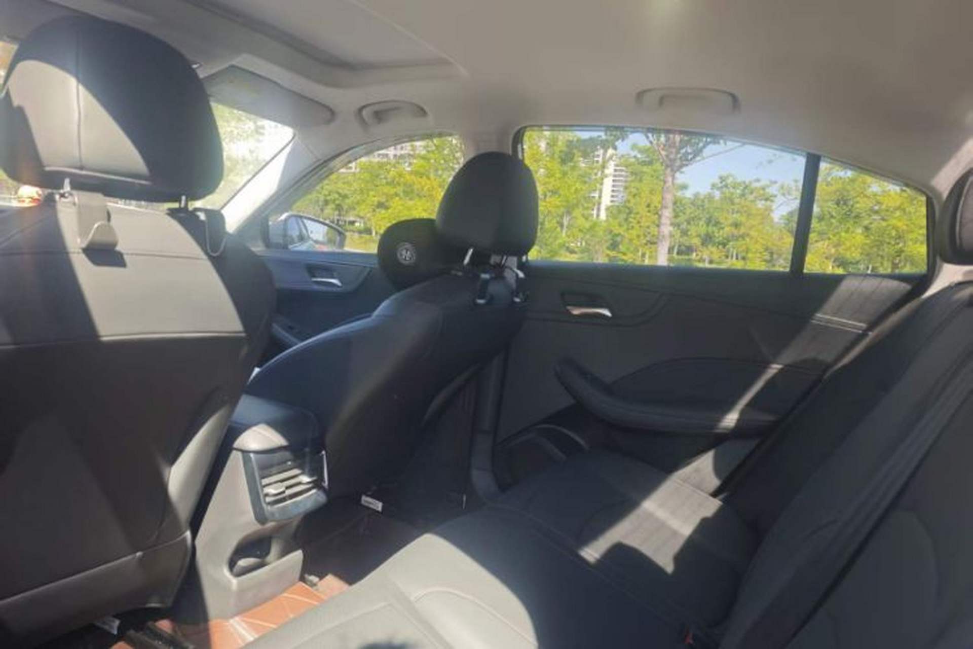 Used Roewe i5 2023 1.5L CVT Luxury Edition Interior 2