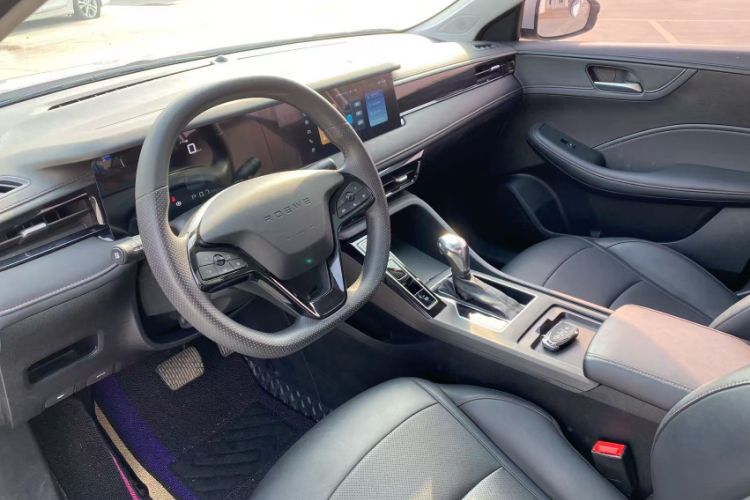 Used Roewe i5 2023 1.5L CVT Luxury Edition Interior 3