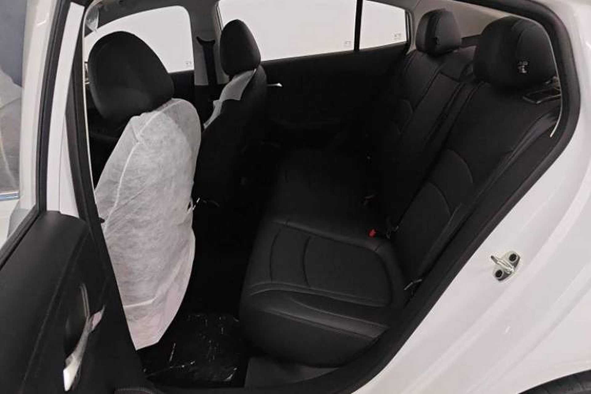 Used Roewe i5 2023 1.5L CVT Luxury Edition Interior 3