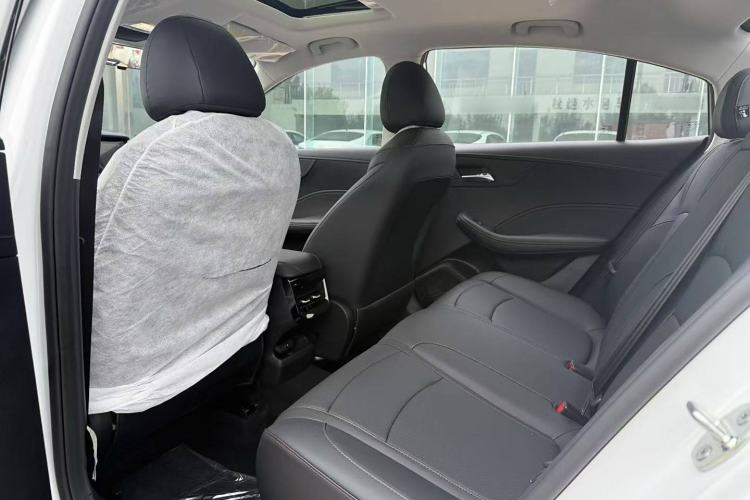Used Roewe i5 2023 1.5L CVT Luxury Edition Interior 3