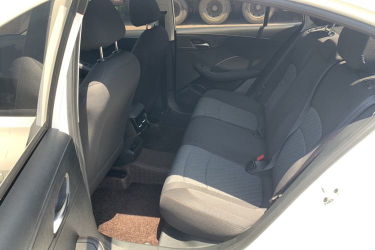 Used Roewe i5 2023 1.5L Manual Comfort Edition Interior 4
