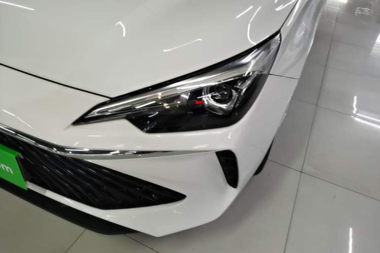 Used Roewe i5 2023 1.5L CVT Luxury Edition Left Front Headlight
