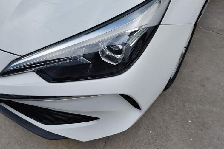 Used Roewe i5 2023 1.5L Manual Comfort Edition Left Front Headlight