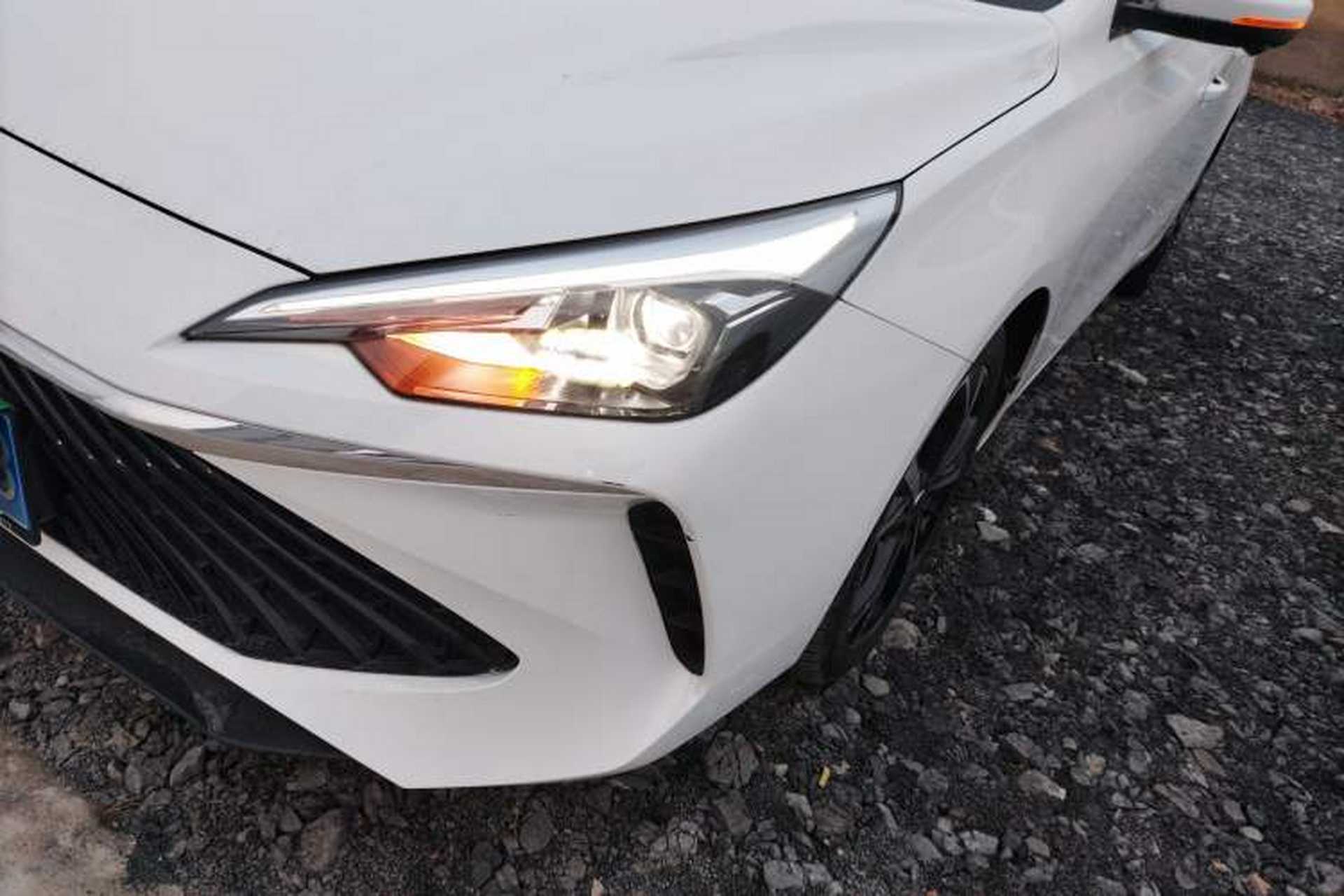 Used Roewe i5 2023 1.5L CVT Luxury Edition Left Front Headlight