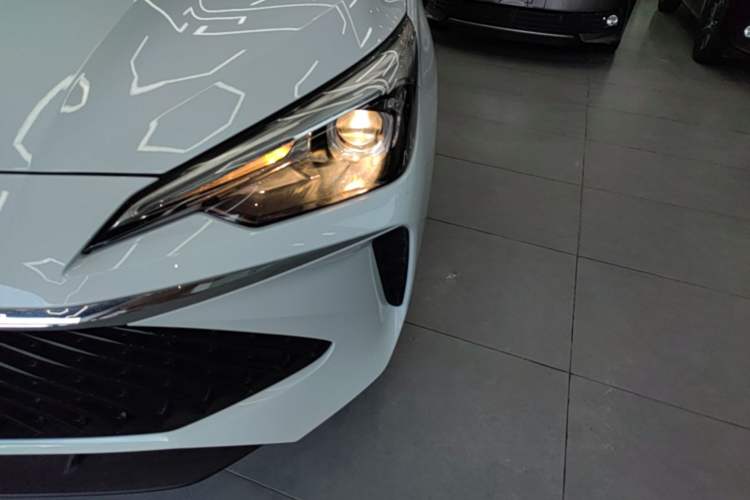 Used Roewe i5 2023 1.5L CVT Luxury Edition Left Front Headlight