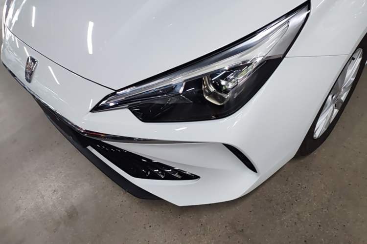 Used Roewe i5 2023 1.5L Manual Comfort Edition Left Front Headlight