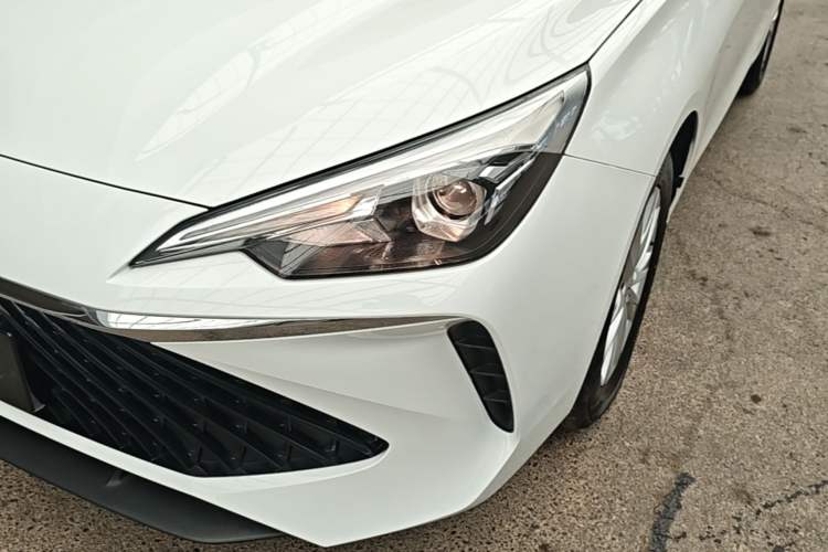 Used Roewe i5 2023 1.5L CVT Luxury Edition Left Front Headlight