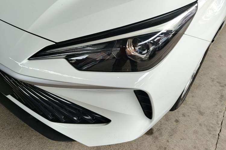 Used Roewe i5 2023 1.5L CVT Luxury Edition Left Front Headlight