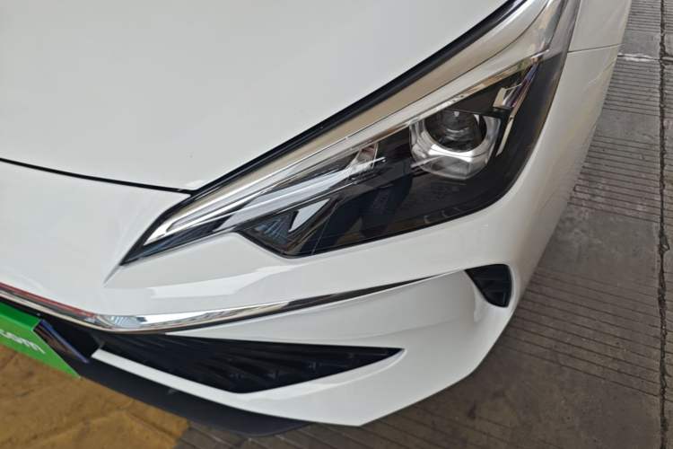 Used Roewe i5 2023 1.5L Manual Comfort Edition Left Front Headlight