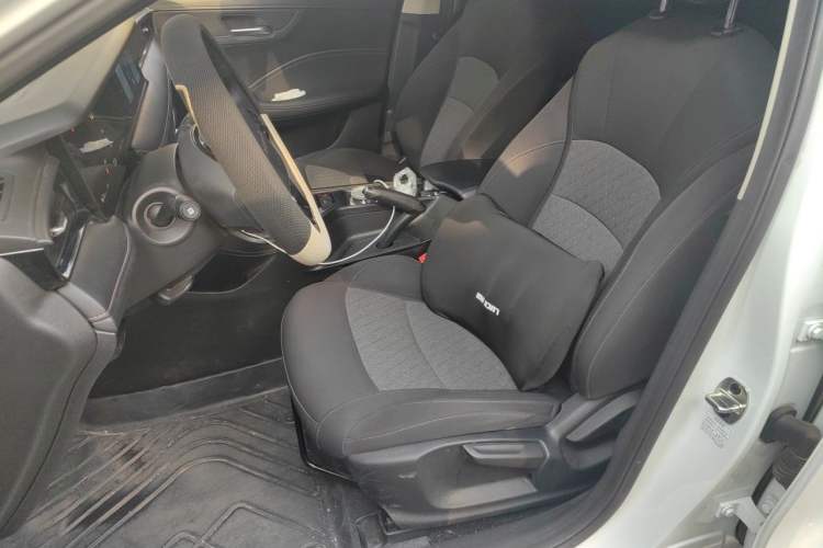 Used Roewe i5 2023 1.5L Manual Comfort Edition Left Front Seat