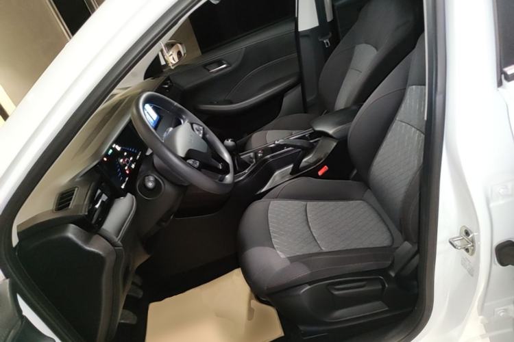 Used Roewe i5 2023 1.5L Manual Comfort Edition Left Front Seat