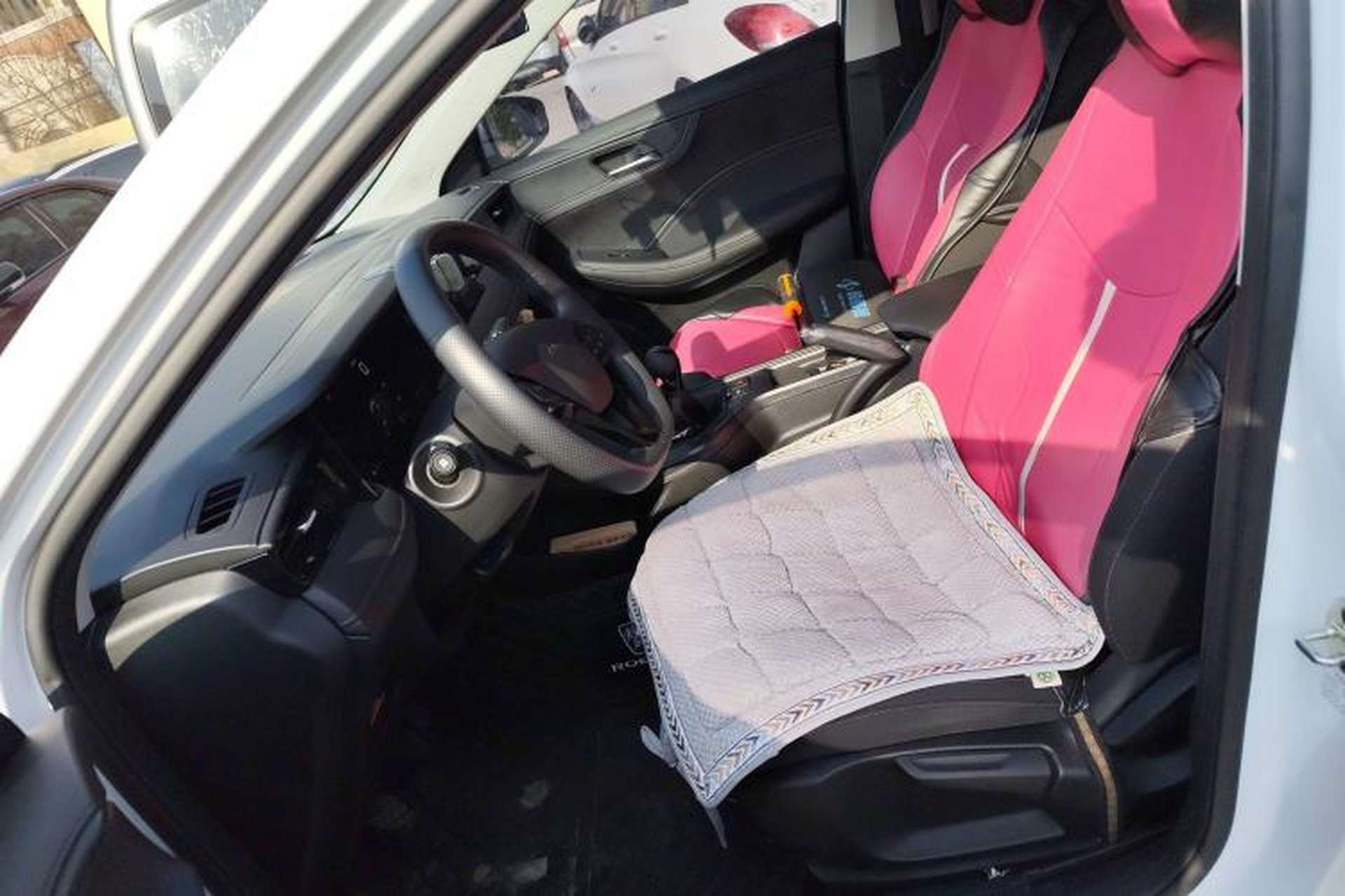 Used Roewe i5 2023 1.5L Manual Comfort Edition Left Front Seat
