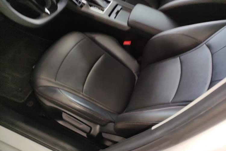 Used Roewe i5 2023 1.5L CVT Luxury Edition Left Front Seat