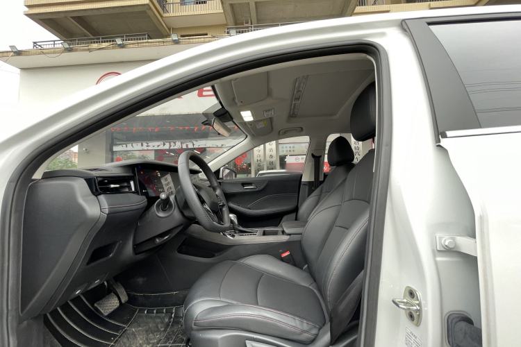 Used Roewe i5 2023 1.5L CVT Luxury Edition Left Front Seat