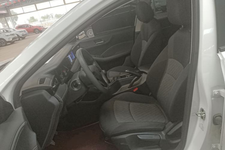 Used Roewe i5 2023 1.5L Manual Comfort Edition Left Front Seat