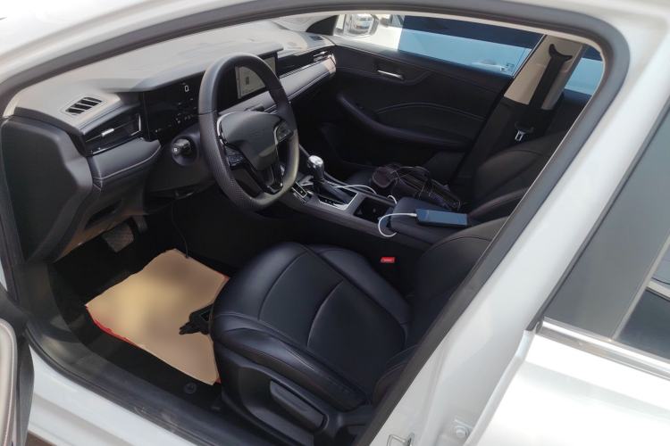 Used Roewe i5 2023 1.5L CVT Luxury Edition Left Front Seat