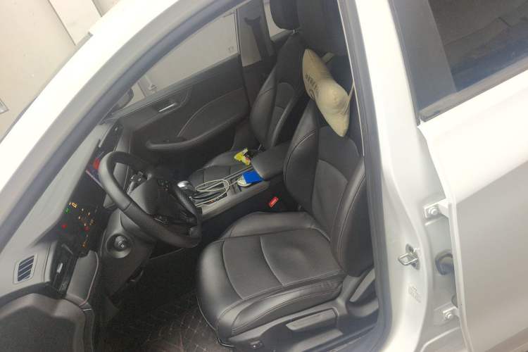 Used Roewe i5 2023 1.5L CVT Luxury Edition Left Front Seat